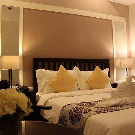 Prime City Resort Hotel Angeles Ngoại thất bức ảnh
