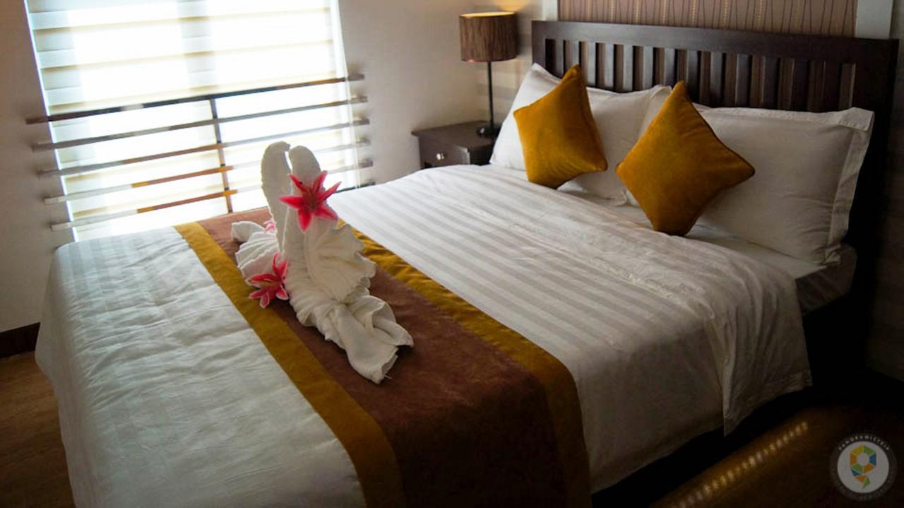 Prime City Resort Hotel Angeles Ngoại thất bức ảnh