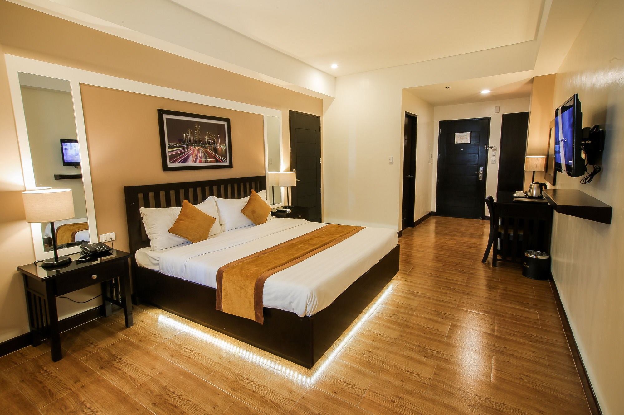 Prime City Resort Hotel Angeles Ngoại thất bức ảnh