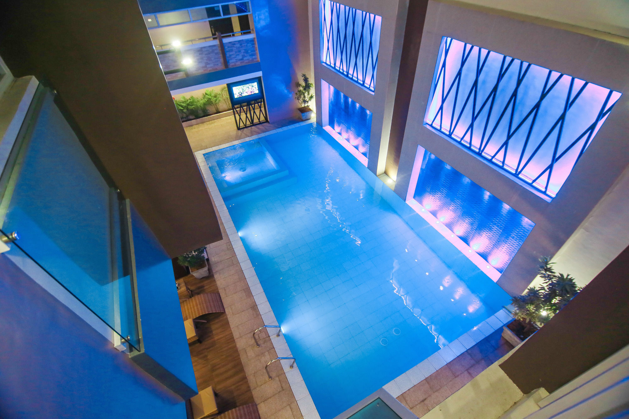 Prime City Resort Hotel Angeles Ngoại thất bức ảnh