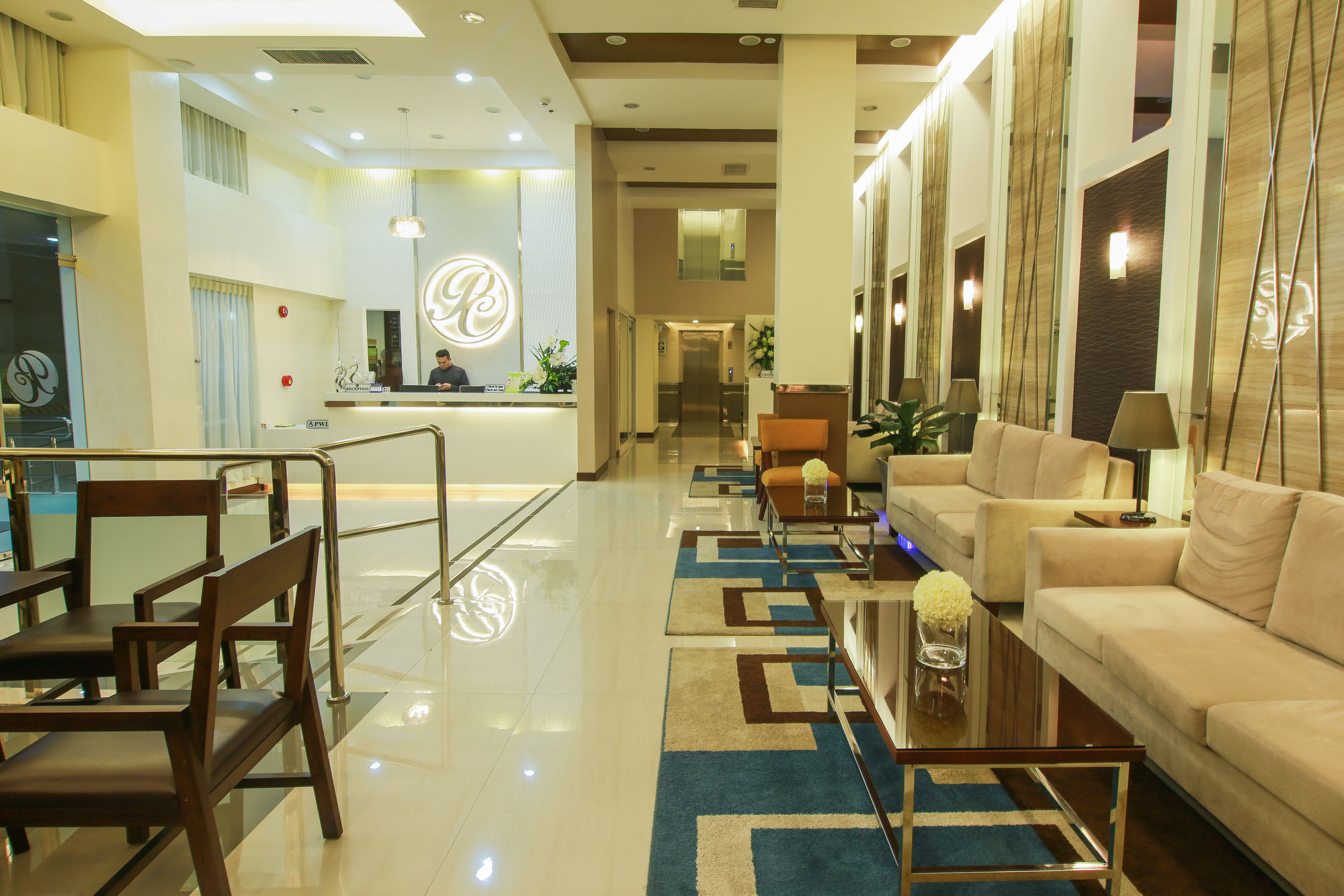Prime City Resort Hotel Angeles Ngoại thất bức ảnh